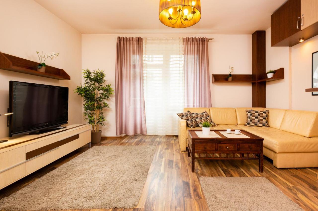 Apartments Warsaw Hoża by Renters Zewnętrze zdjęcie